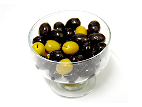 Маслины, оливки в ассортименте